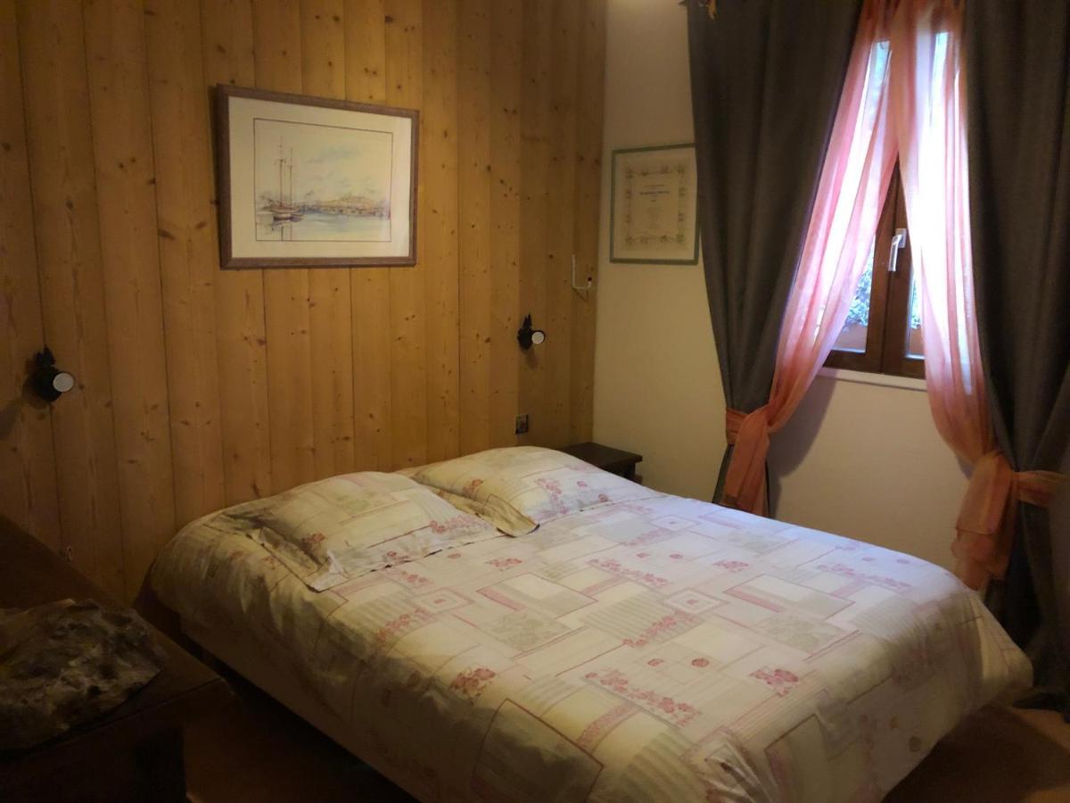 Chambre D'Hotes Les Chapelles Exterior photo